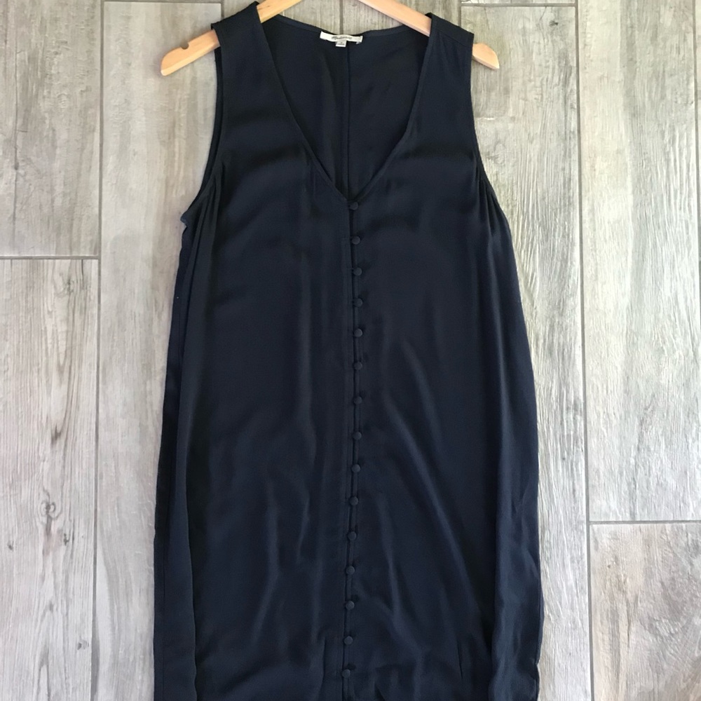Navy blue Madewell button up dress. Great condition
